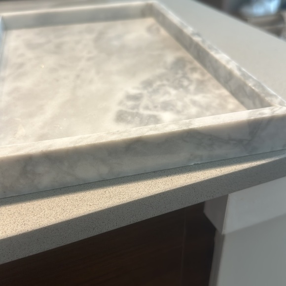 Beautiful Marble Vanity tray - Picture 5 of 6